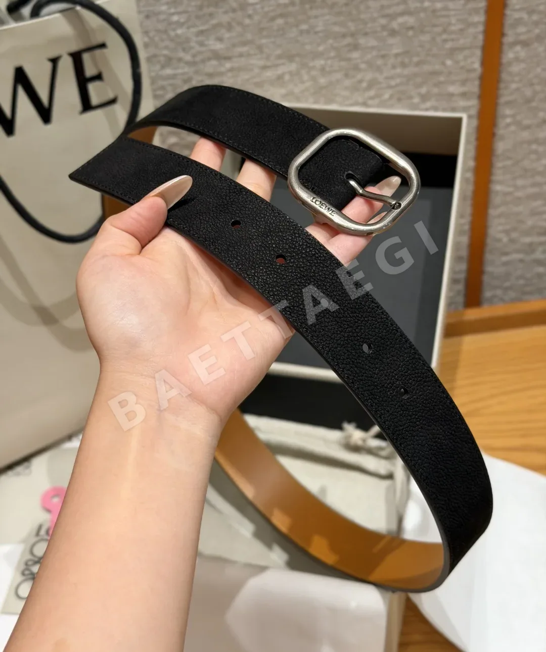로에베 누벅 가죽 소프트 벨트 상세 이미지 4