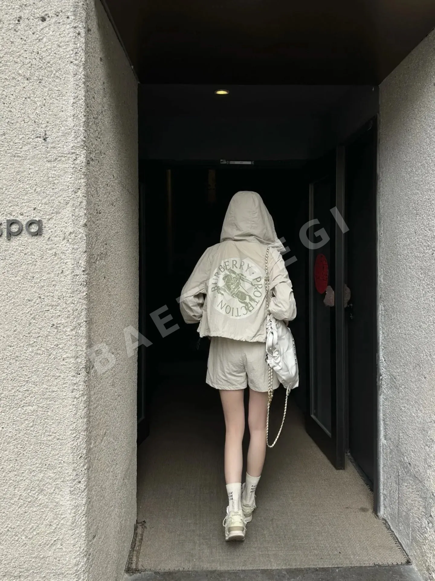 버버리 여성 후드 자켓 세트 상세 이미지 4