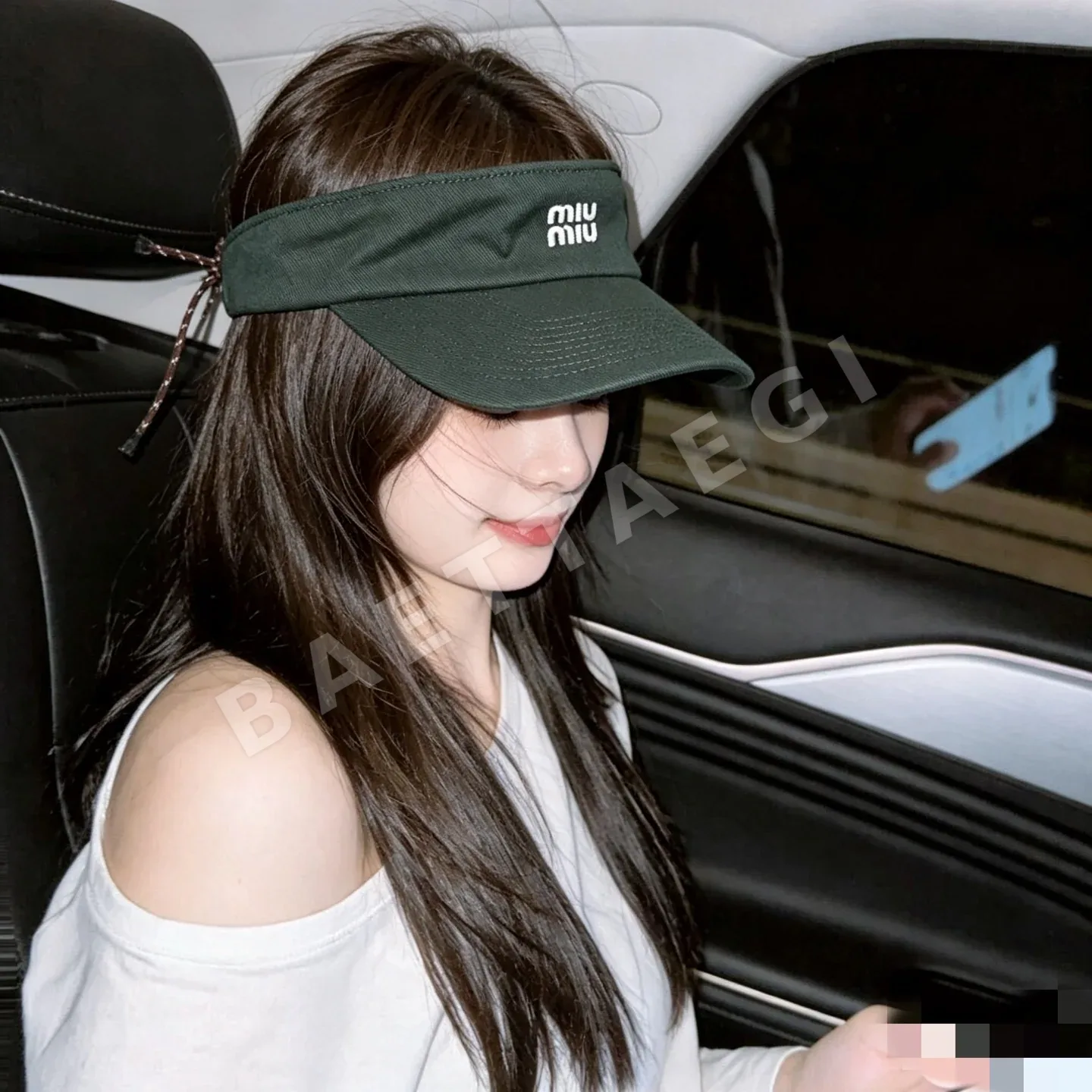미우미우 바이저 캡 185874