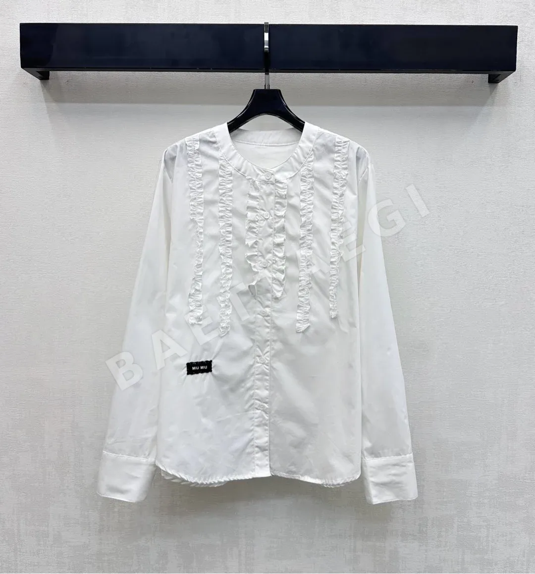 미우미우 크루넥 플리츠 레이스 셔츠 97280