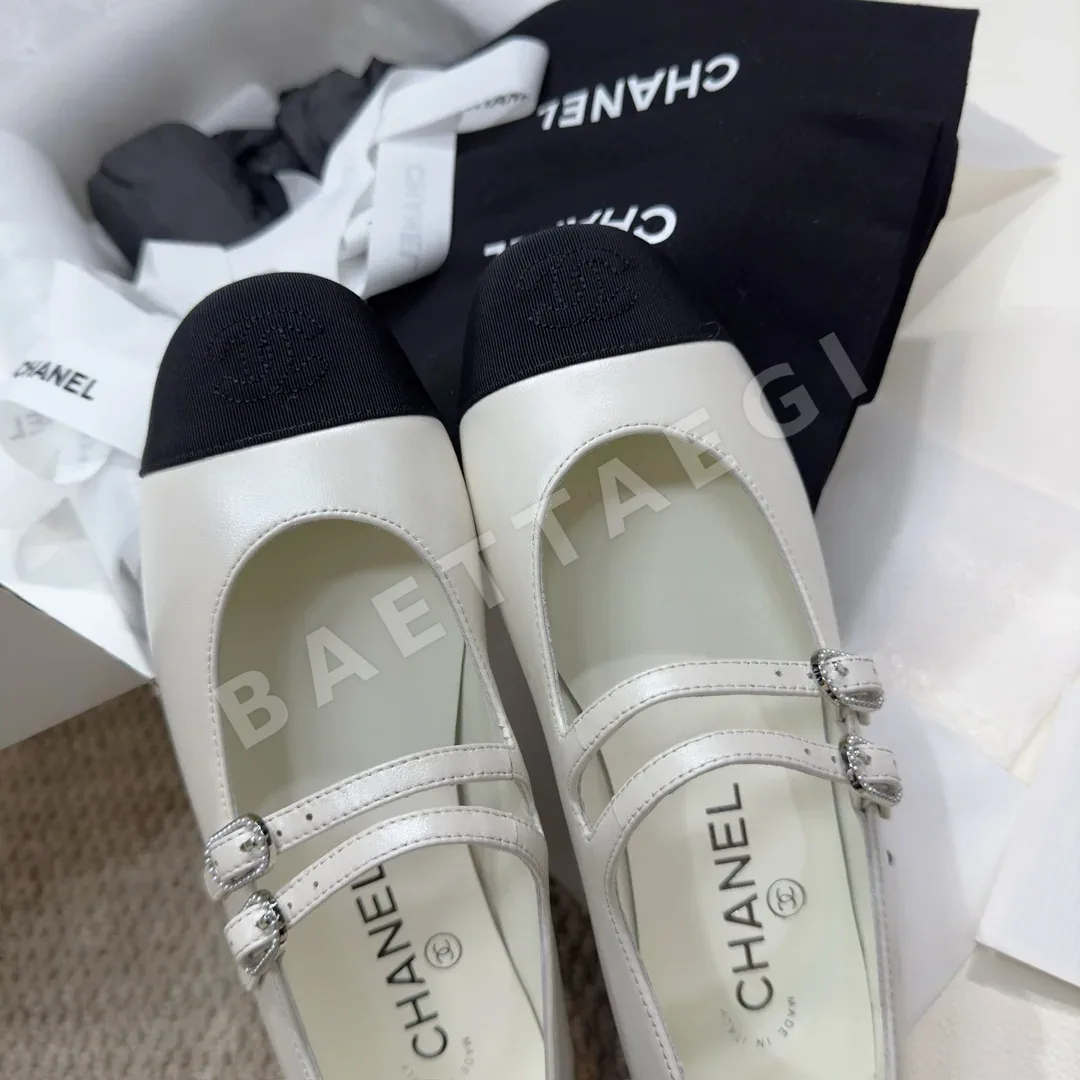 샤넬 24C 더블 버클 펄 램스킨 메리제인 상세 이미지 9