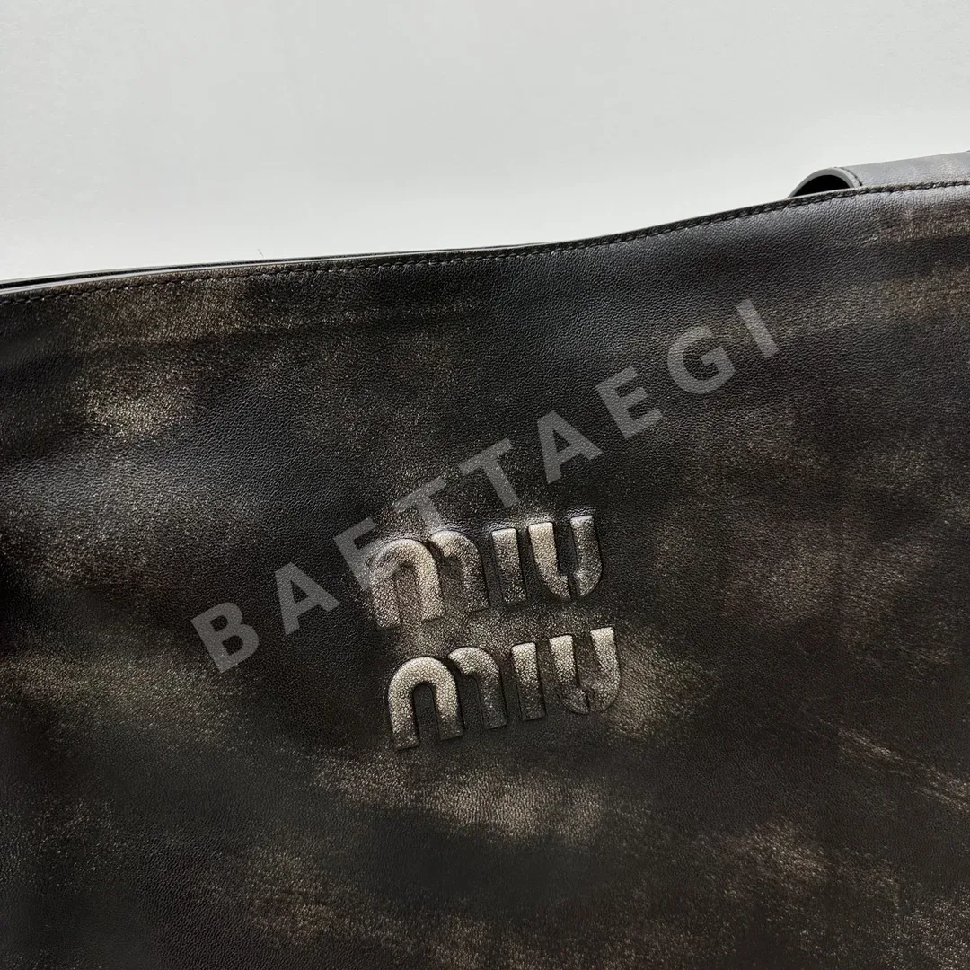 미우미우 램스킨 빈티지 브라운 호보 숄더백 상세 이미지 5