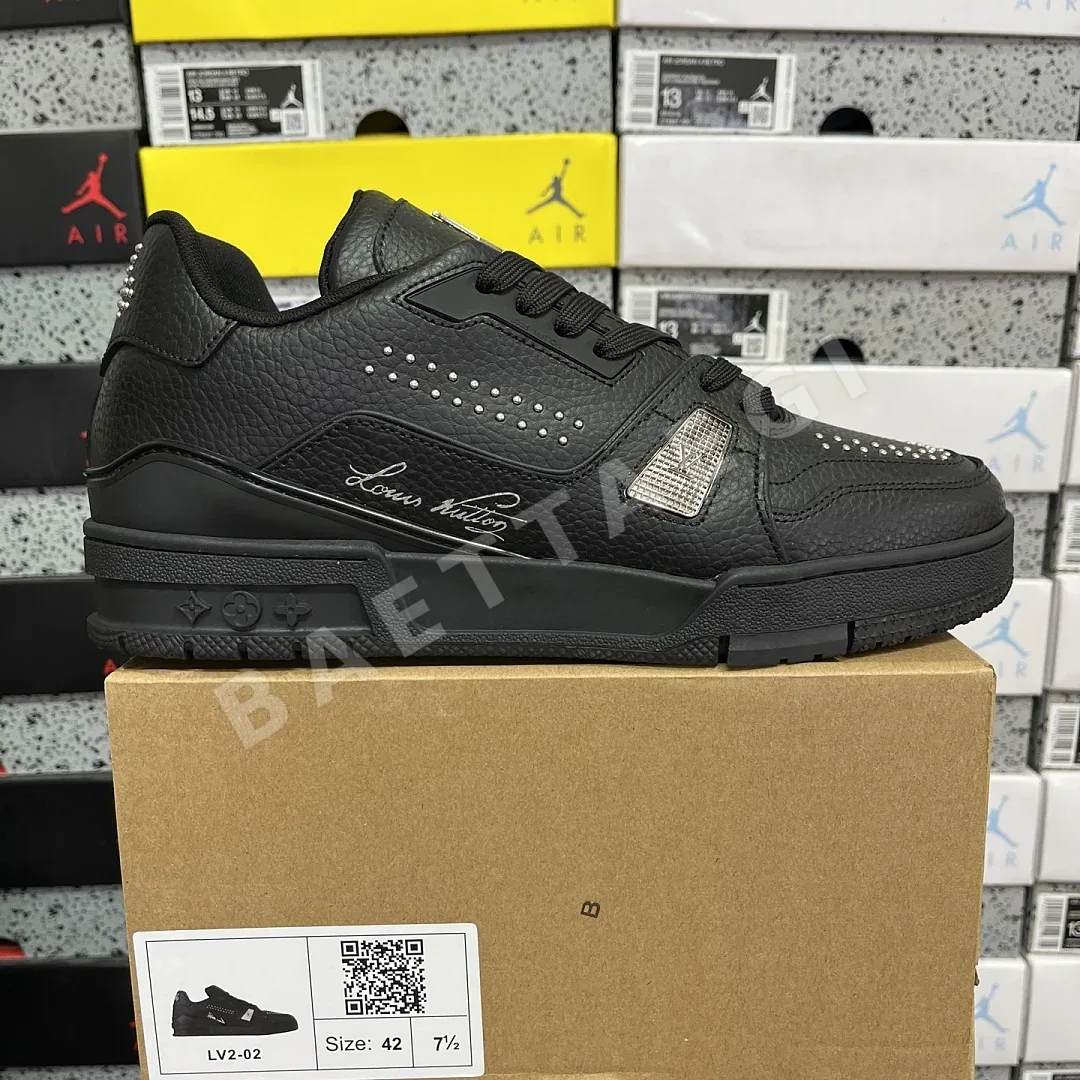 루이비통 [D1] V2 02 블랙 205841 Louis Vuitton V2-02