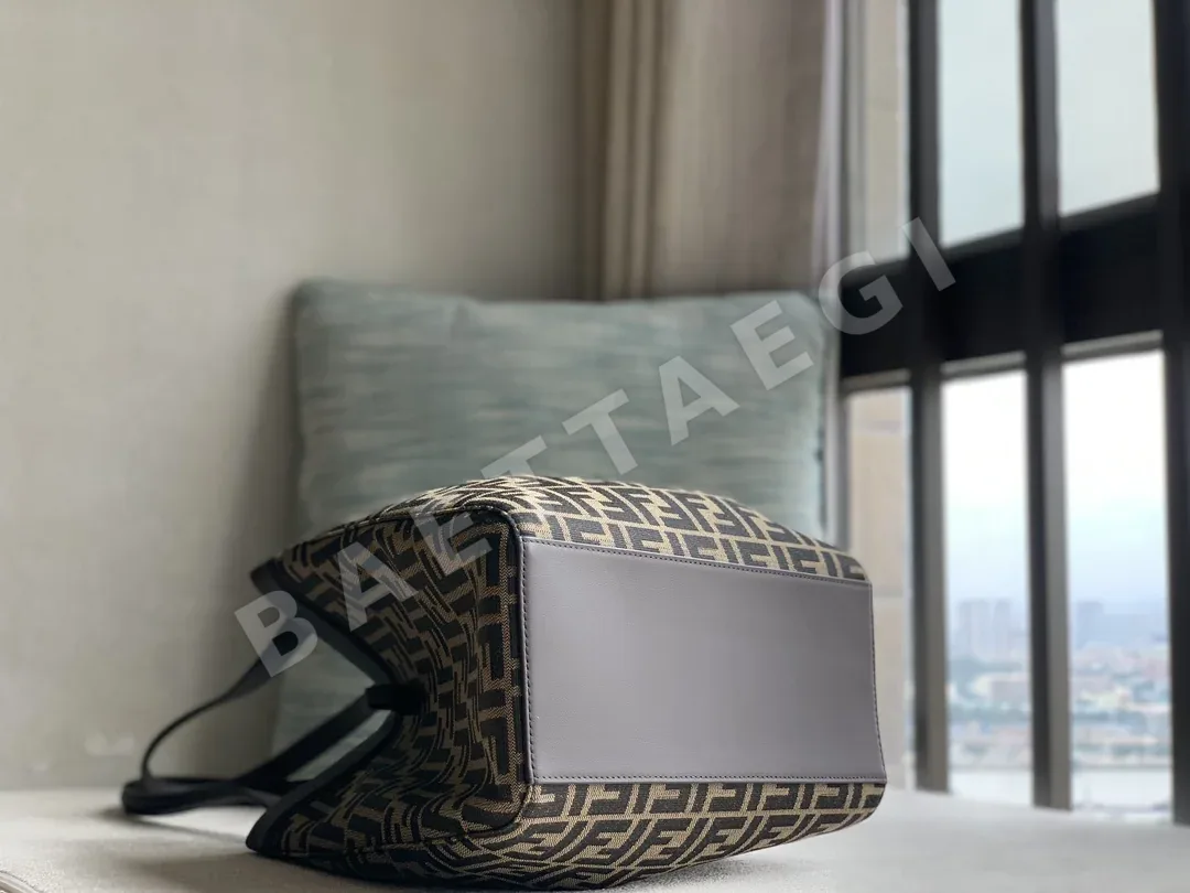 펜디 오리가미 컨버터블 토트백 상세 이미지 4