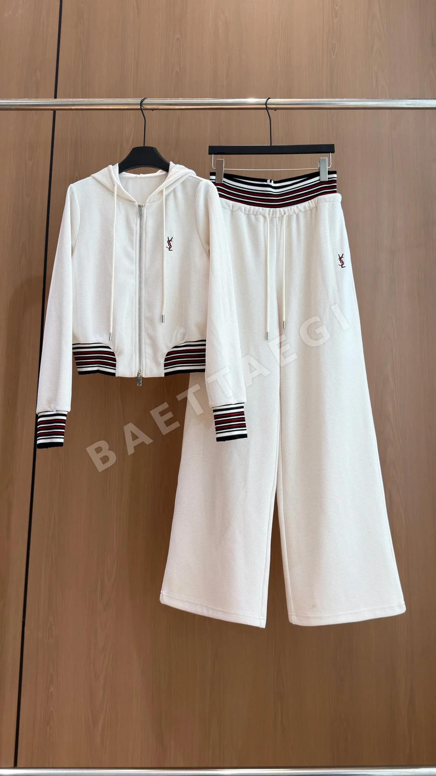 생로랑 여성 웨빙 재킷 팬츠 세트 상세 이미지 5