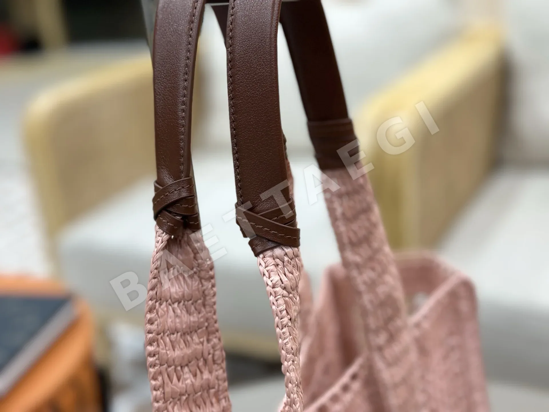 끌로에 썸머 바나나 라피아 스트로 백 상세 이미지 4