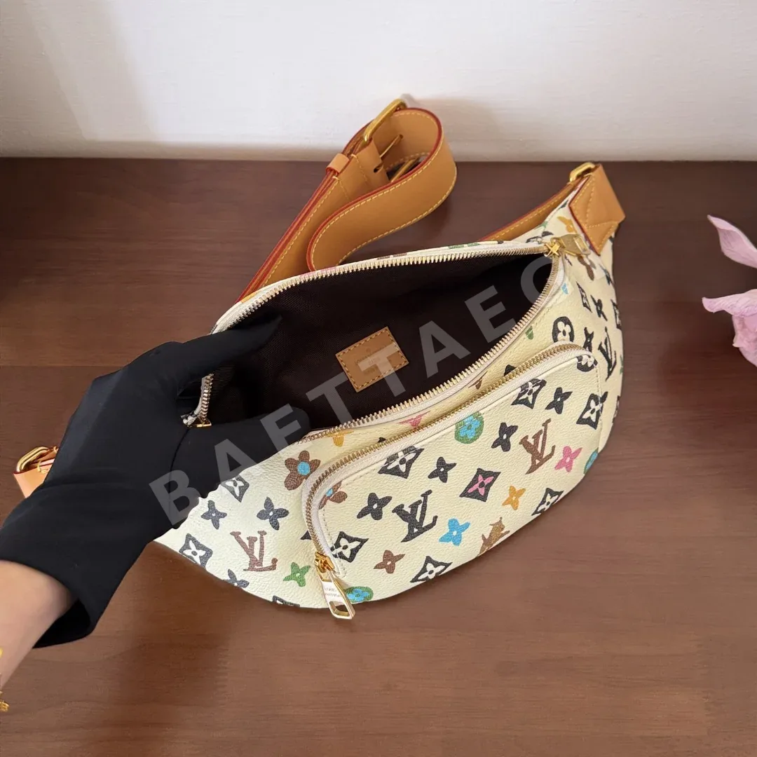 루이비통 가슴 가방, 화이트 - 타일러 콜라보레이션 M24858 가방 상세 이미지 9