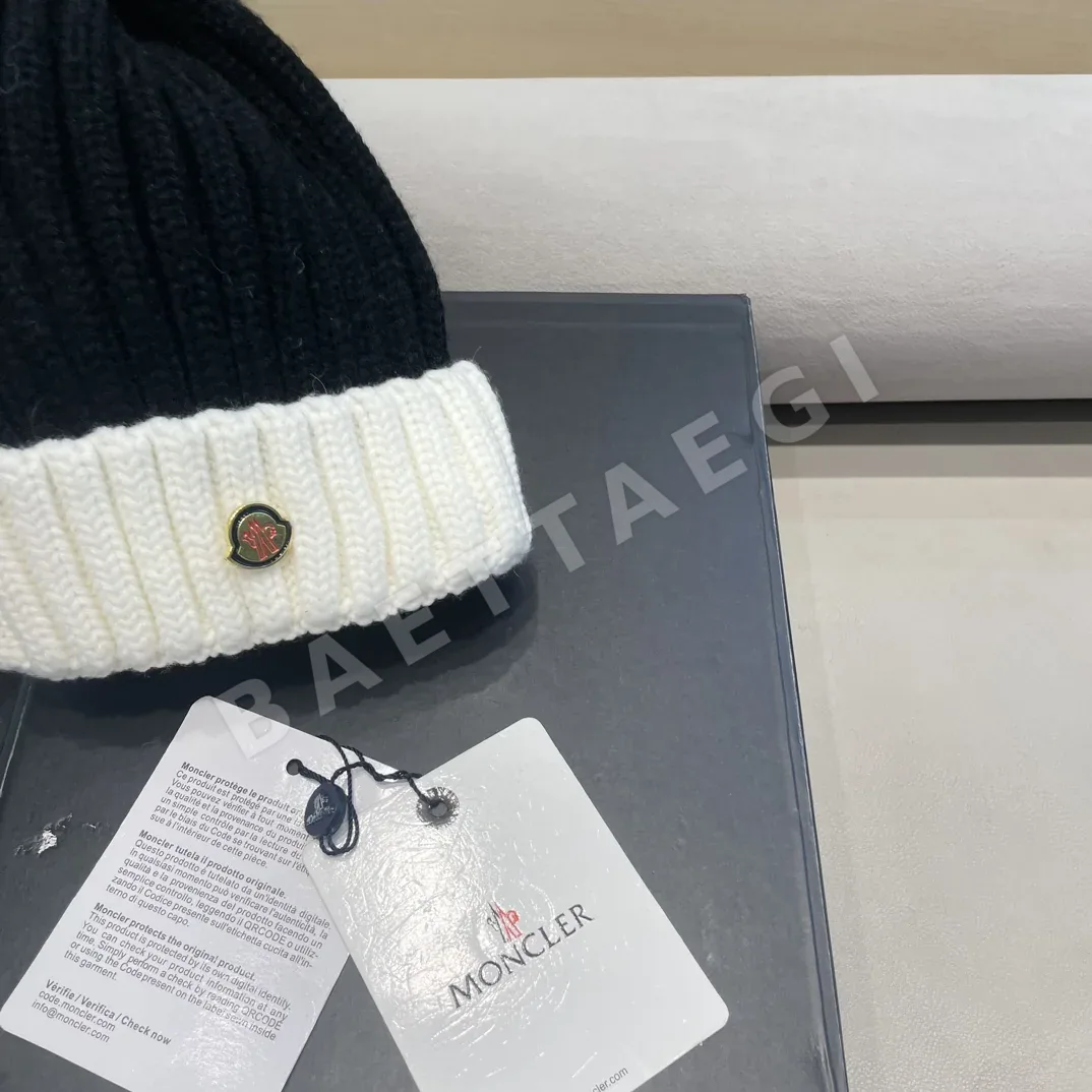 몽클레르 폭스 폼폼 울 니트 모자 상세 이미지 4