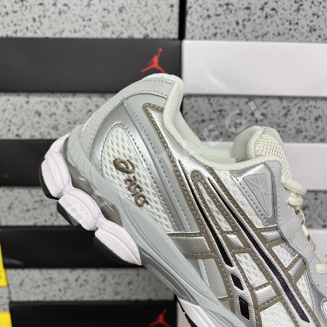 아식스 [M] 젤 NYC 2055 1203A542-100 200496 Asics Gel-NYC 2055 Cream Pure Silver 상세 이미지 5