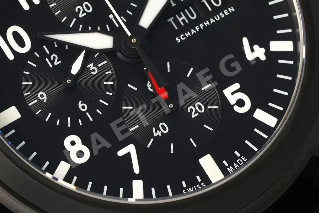 IWC 파일럿 탑건 크로노그래프 블랙 세라믹 시계 상세 이미지 5