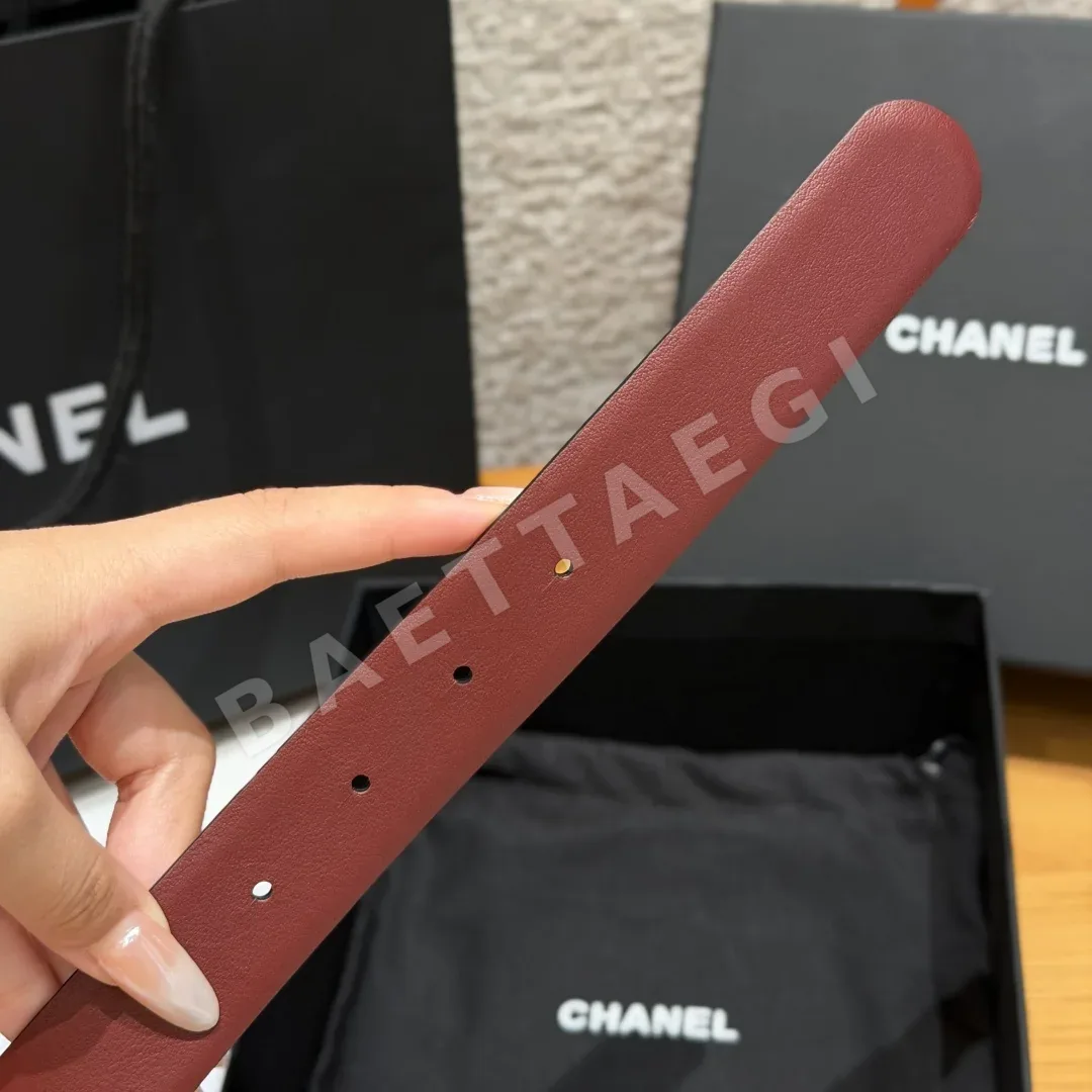 샤넬 리버시블 카프스킨 버클 벨트 상세 이미지 8