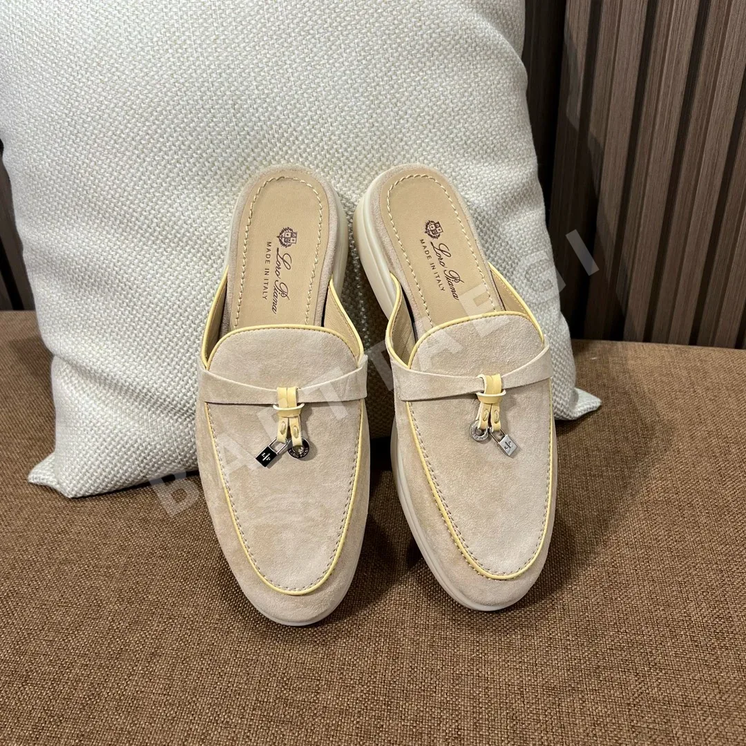 로로피아나 밀크티 파이핑 슬리퍼 9786