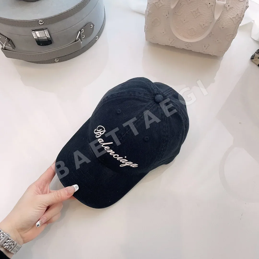 발렌시아가 워시드 코튼 베이스볼 캡 상세 이미지 3