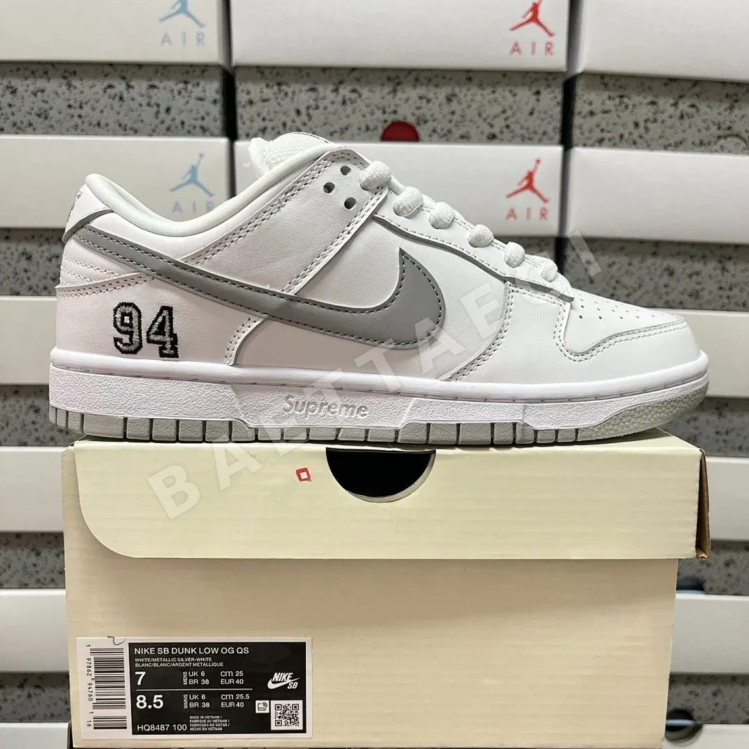 나이키 [AY] SB 덩크 로우 HQ8487-100 201034 Nike SB Dunk Low Supreme 94 White Metallic