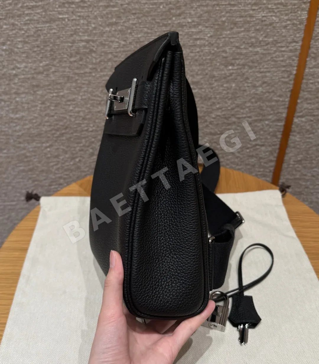 에르메스 핵 아 도 토고 가죽 백팩 상세 이미지 4
