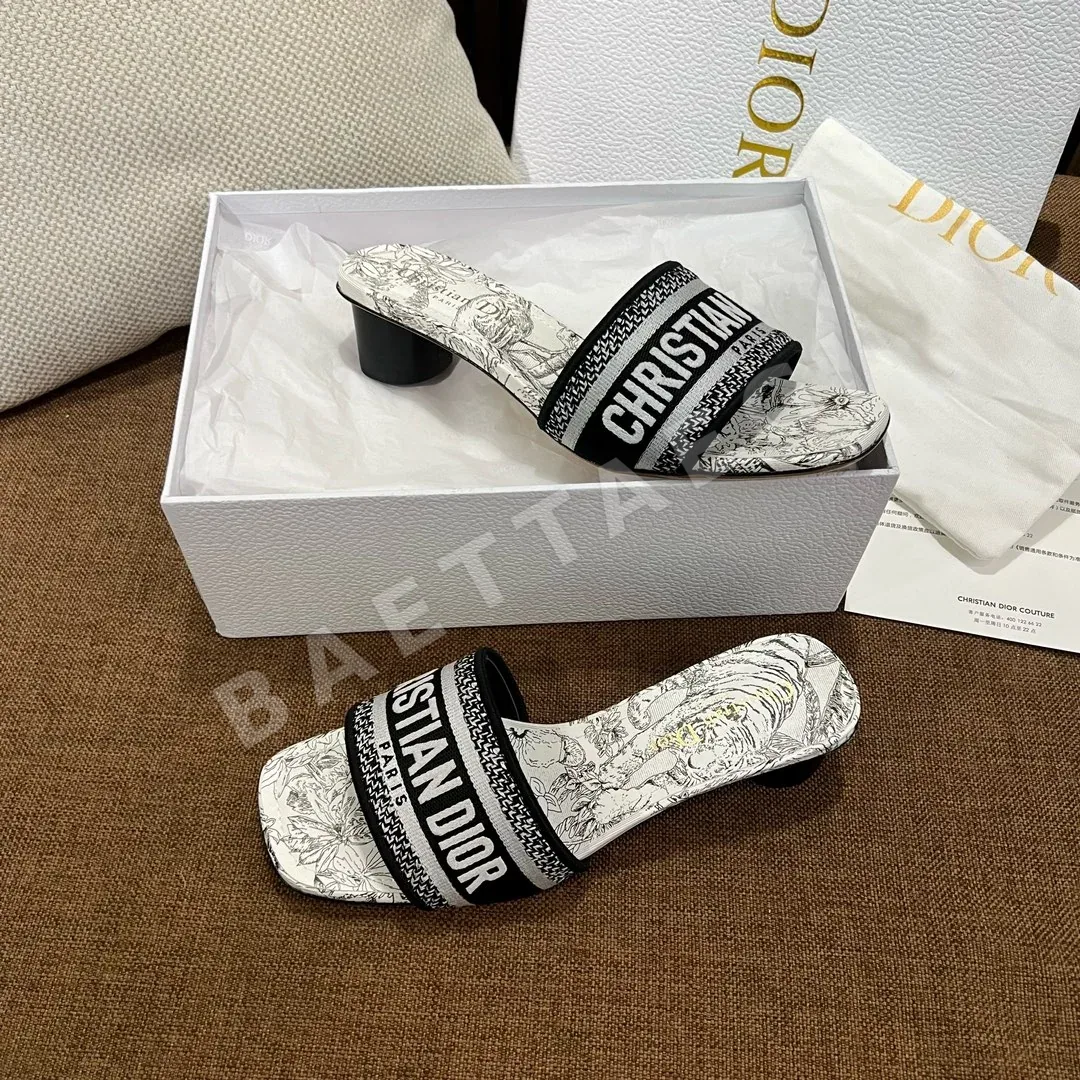 디올 라운드 힐 자수 뮬 샌들 상세 이미지 1