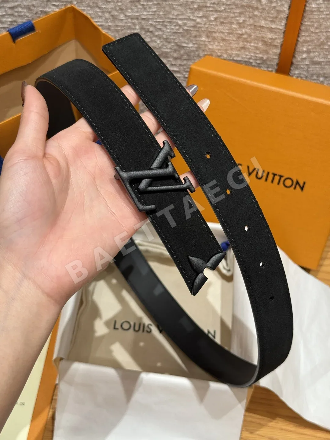 루이비통 30mm 모노그램 리버시블 벨트 상세 이미지 4