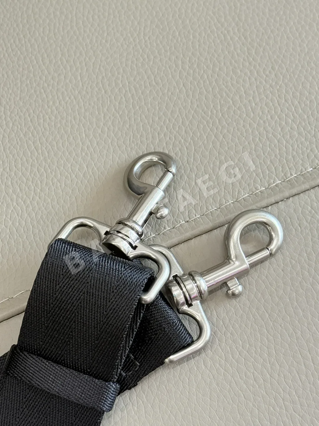 버버리 체크 패턴 서류 가방 상세 이미지 7