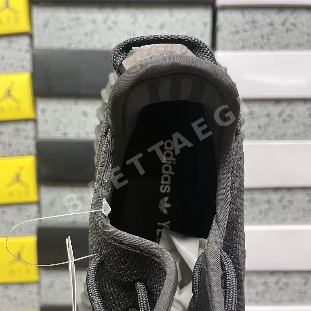 아디다스 [R] 이지 부스트 350 V2 FY2903 200750 Adidas Yeezy Boost 350 V2 상세 이미지 4