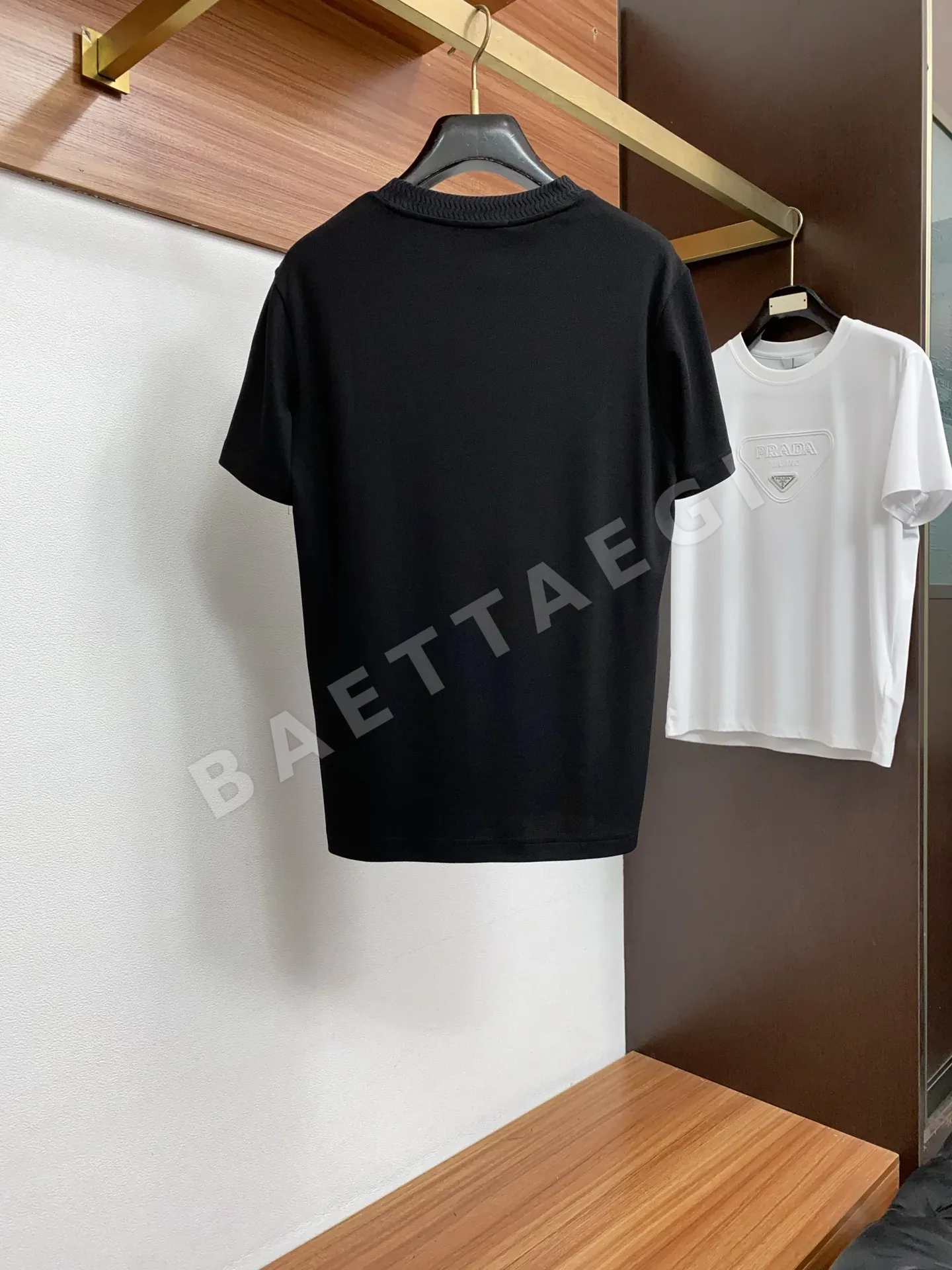 로로피아나 남성 린넨 라운드넥 반팔 티셔츠 상세 이미지 10