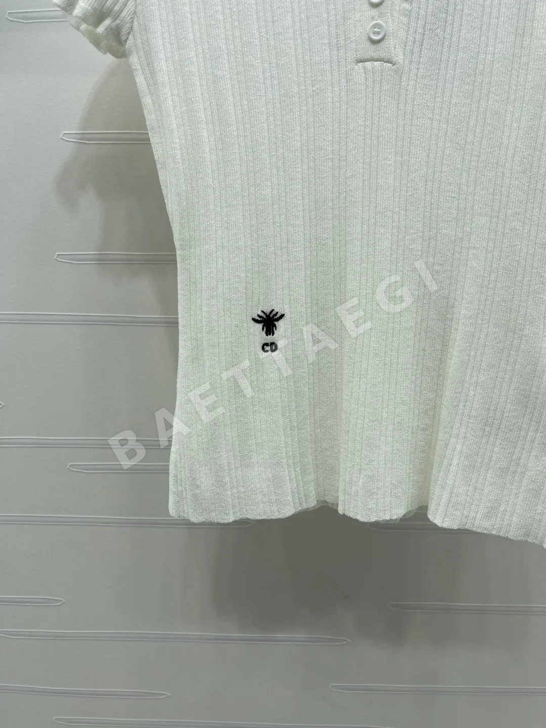 디올 V넥 골지 니트 반팔 탑 상세 이미지 5