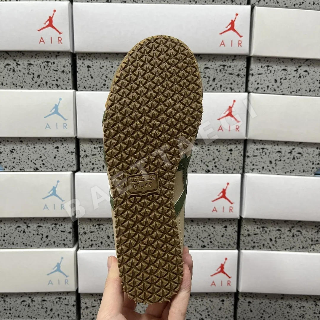오니츠카타이거 [QC] 멕시코 66 1183C102-250 202288 Onitsuka Tiger Mexico 66 Beige Grass 상세 이미지 5