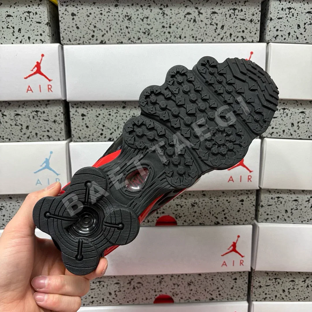 나이키 [MAX] 샥스 TL CN0151-003 201246 Nike Shox TL Black University Red 상세 이미지 2