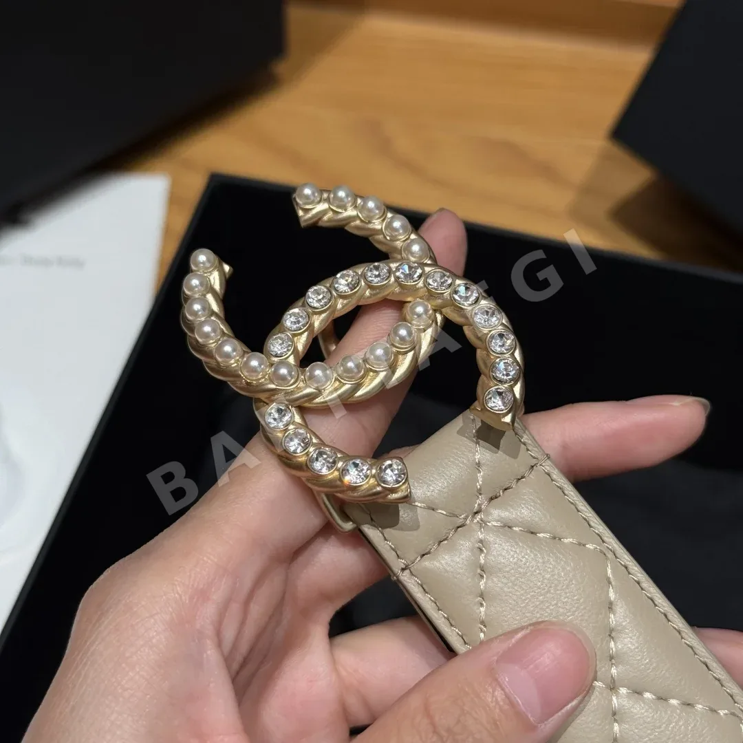샤넬 더블 C 메탈 로고 램스킨 벨트 상세 이미지 6