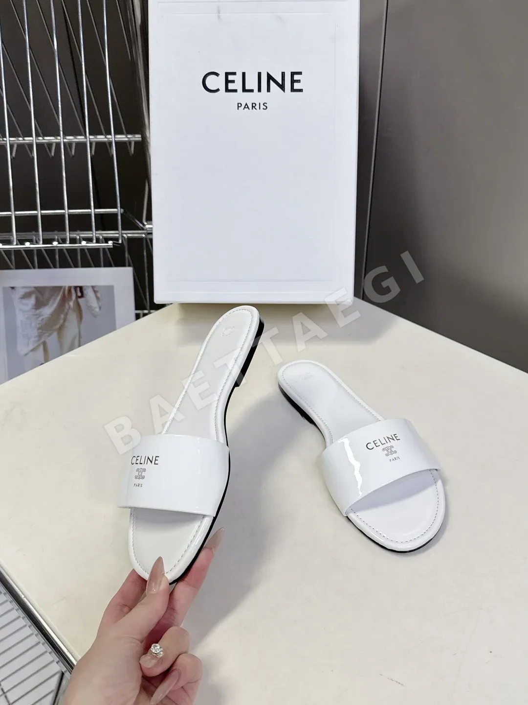 셀린느 개선문 스타일 샌들 상세 이미지 4