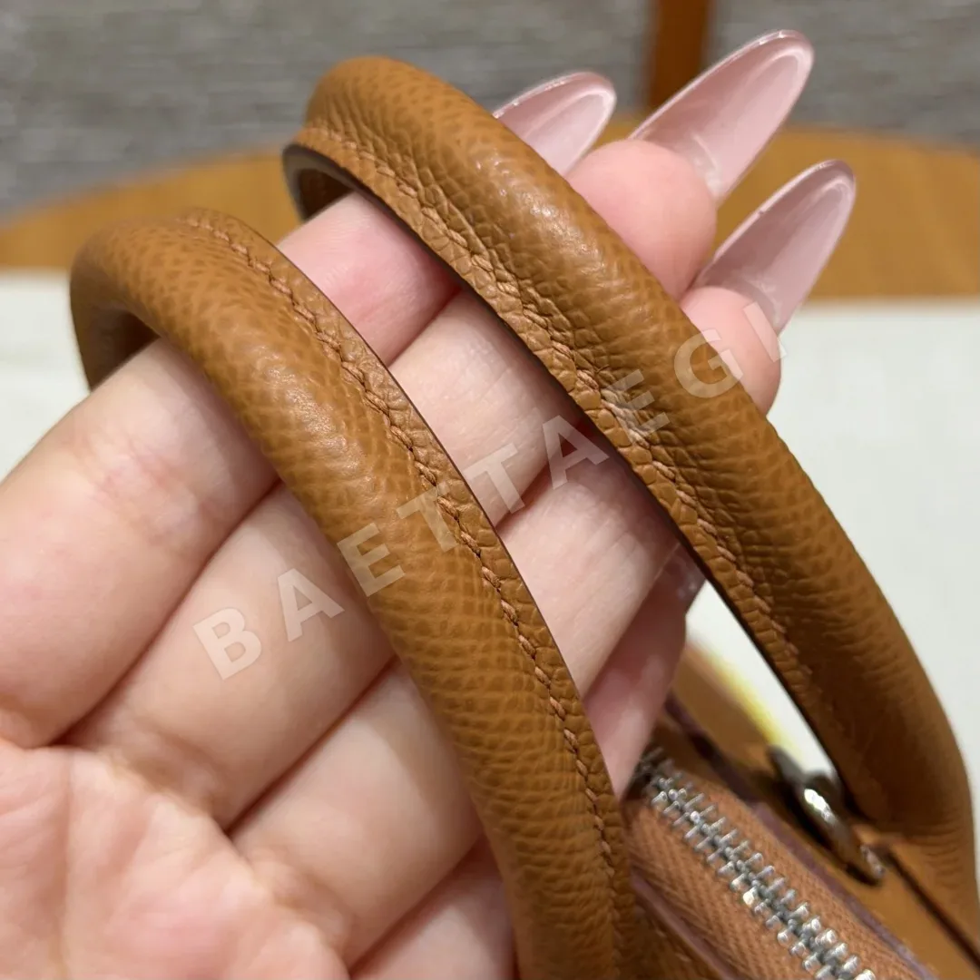 에르메스 바퀴 달린 볼리드 가방 상세 이미지 8
