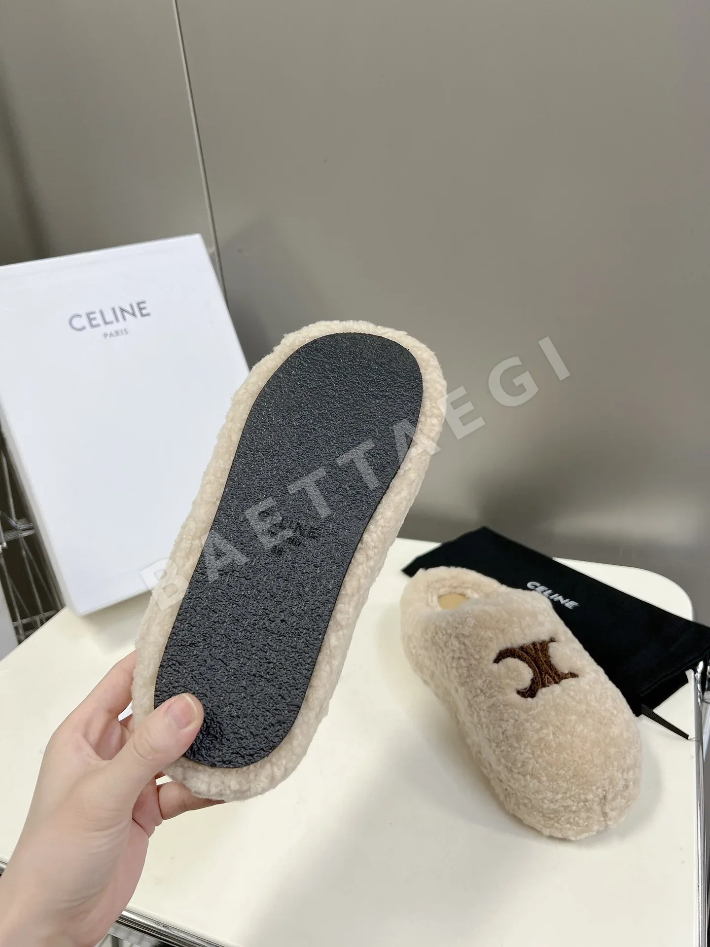 셀린느 개선문 디자인 빈티지 로마 샌들 상세 이미지 9