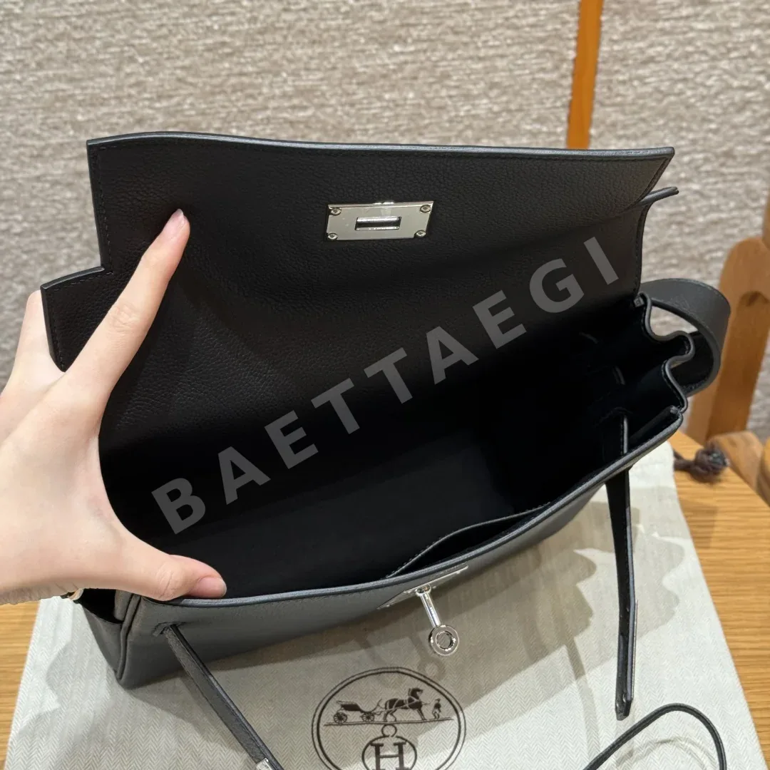 에르메스 켈리 메신저 가방 상세 이미지 6