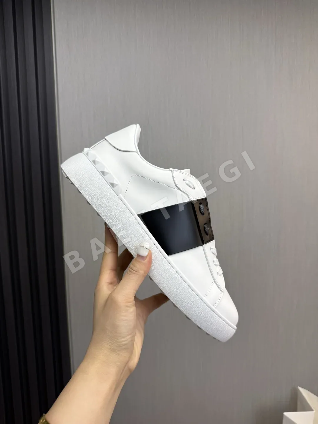 발렌티노 커플용 캐주얼 신발 상세 이미지 7