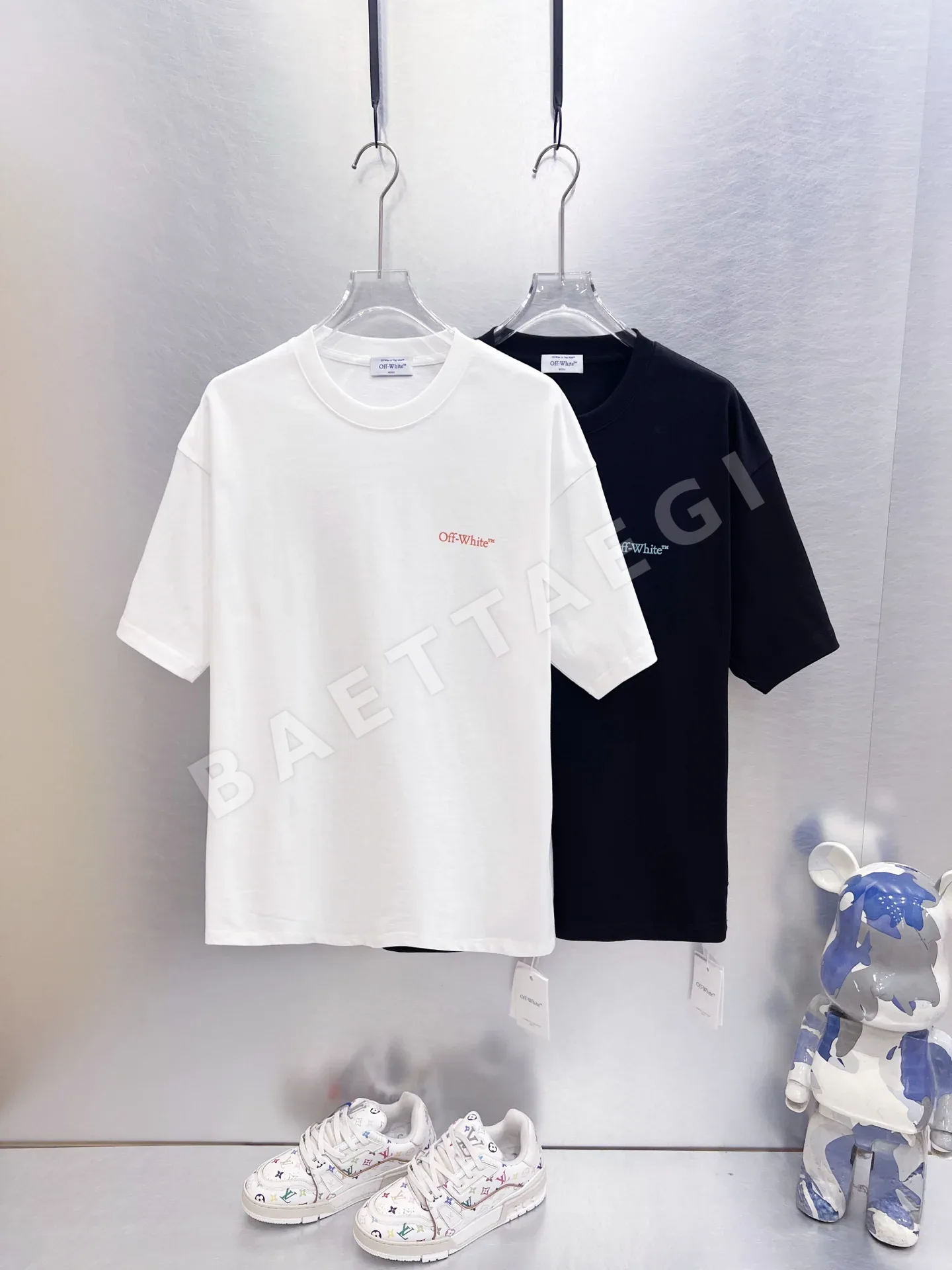 오프화이트 클래식 화살표 프린트 남성 반팔 티셔츠 87780