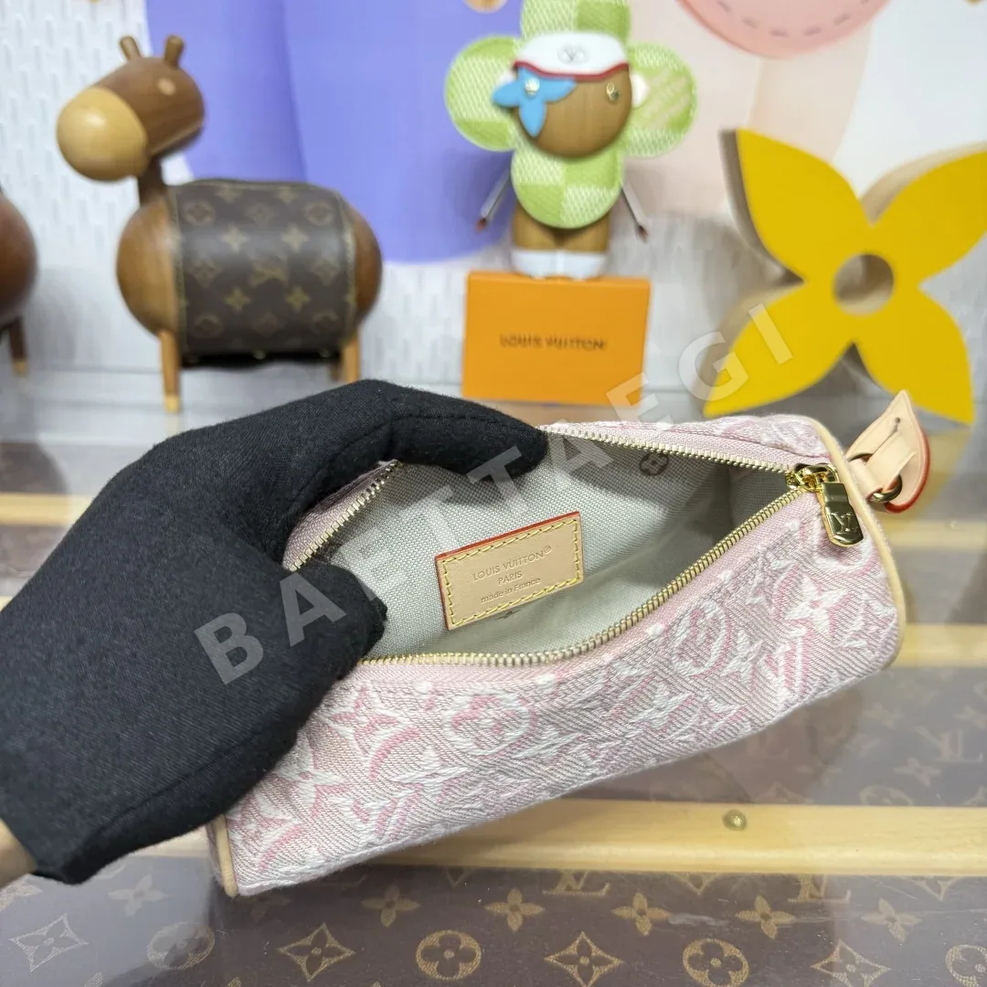 루이비통 모노그램 앙블렘 자카드 포쉣 파피용 가방 M29881 상세 이미지 10