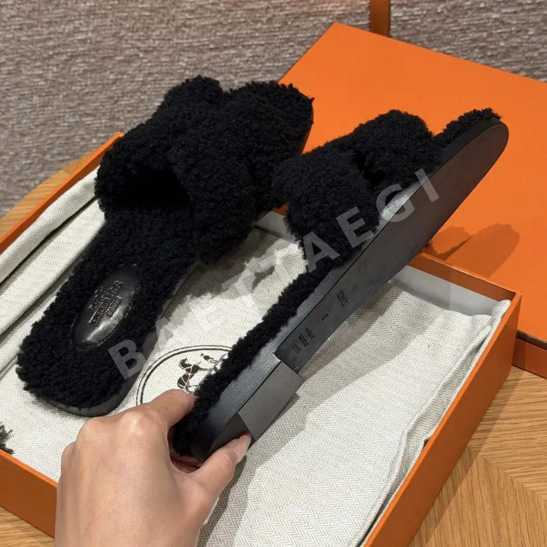 에르메스 오란 샌들 블랙 가죽 H 컷아웃 상세 이미지 6