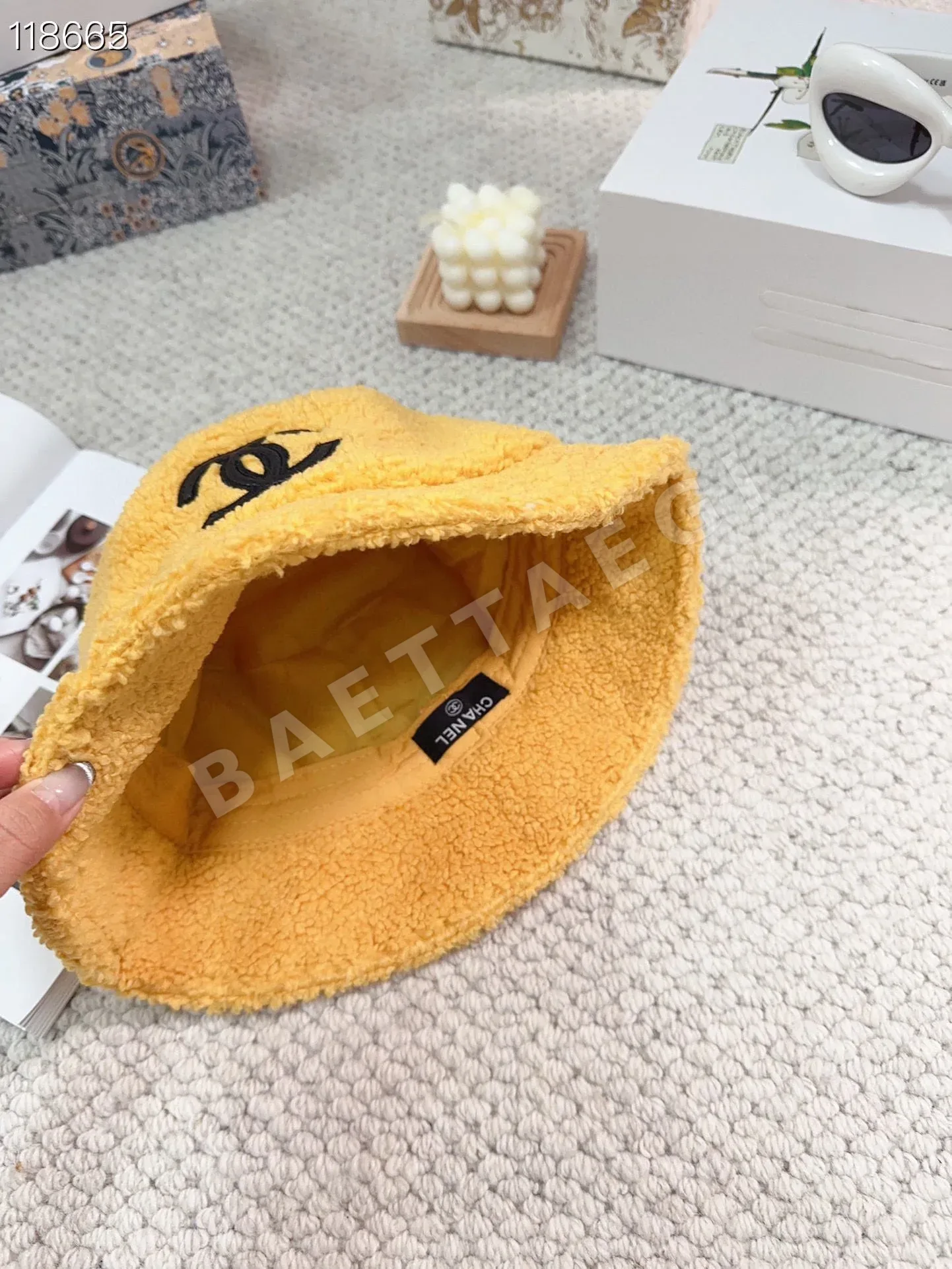 샤넬 램스킨 버킷햇 모자 상세 이미지 8