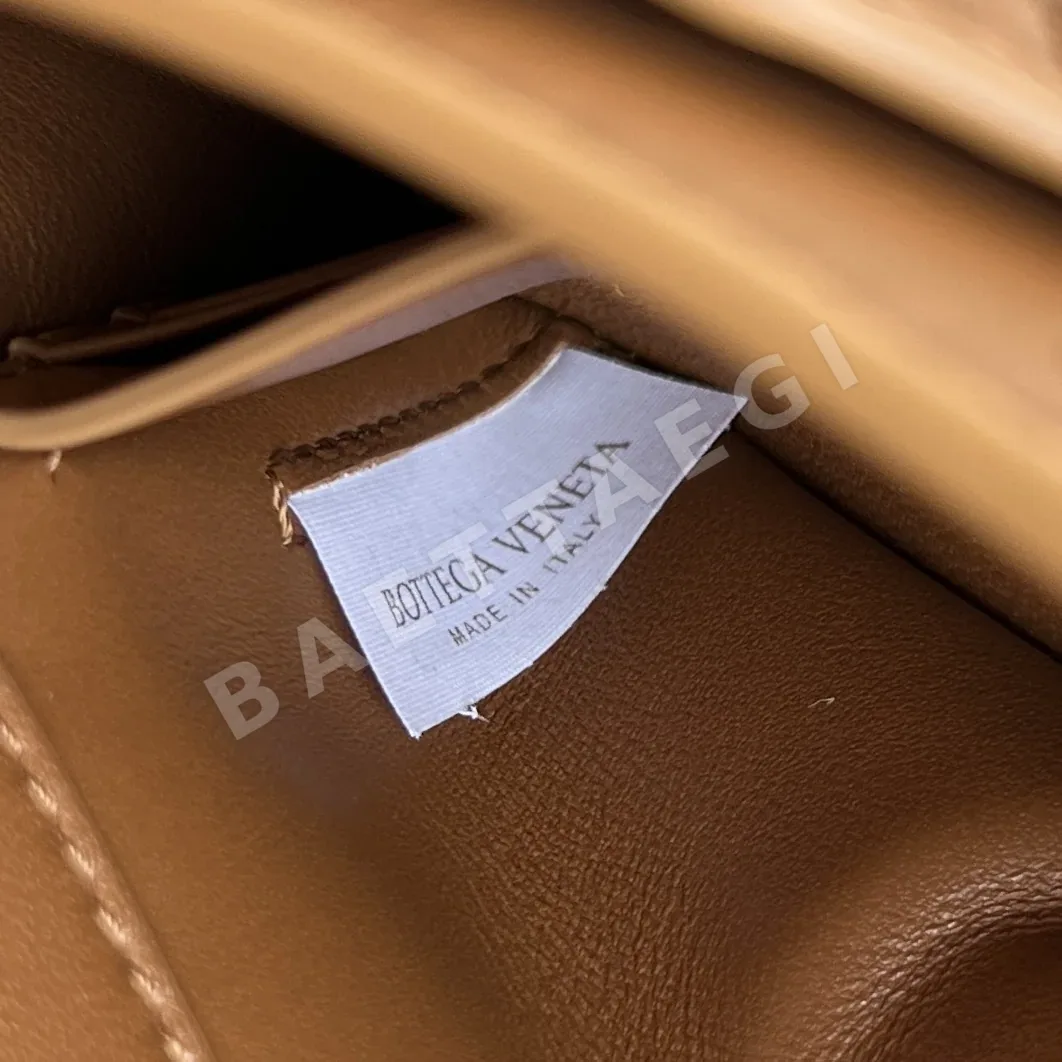 보테가베네타 뉴 노트 락 크로스바디백 817191 5956 상세 이미지 9