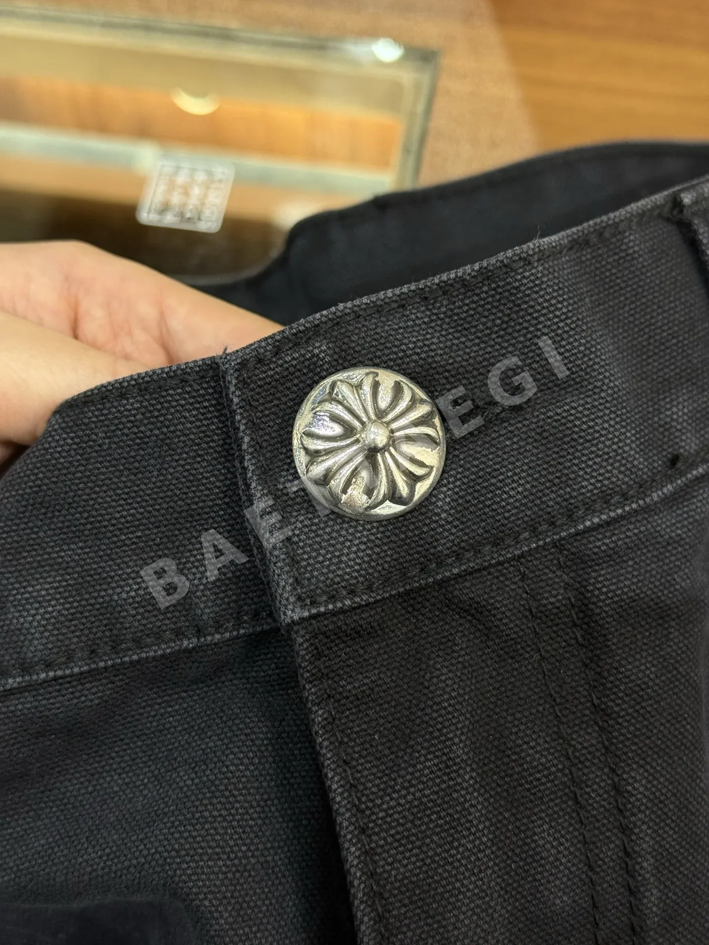 크롬하츠 크로커다일 레더 크로스 패치 바지 상세 이미지 2