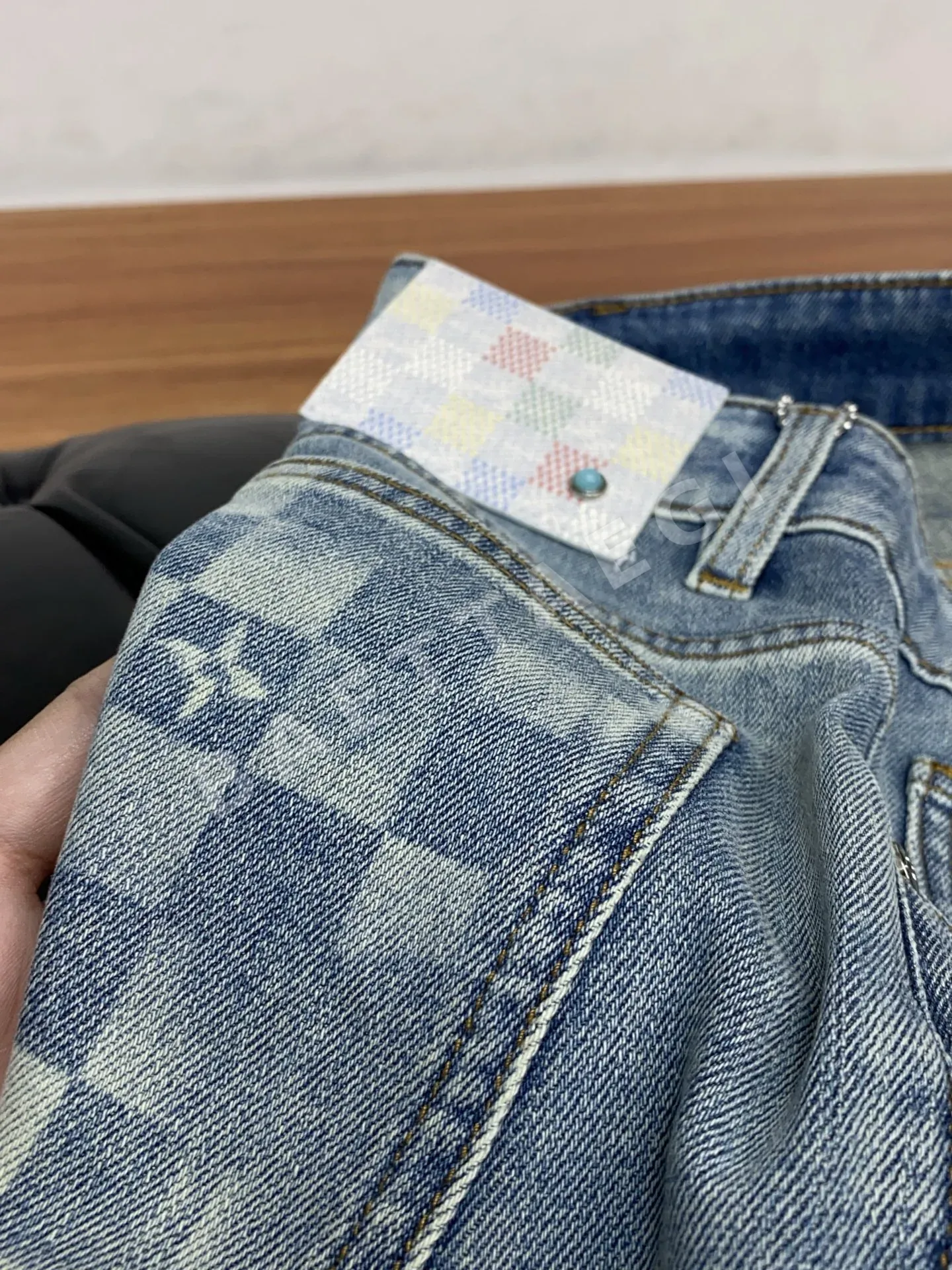루이비통 남성 슬림 핏 데님 바지 상세 이미지 5