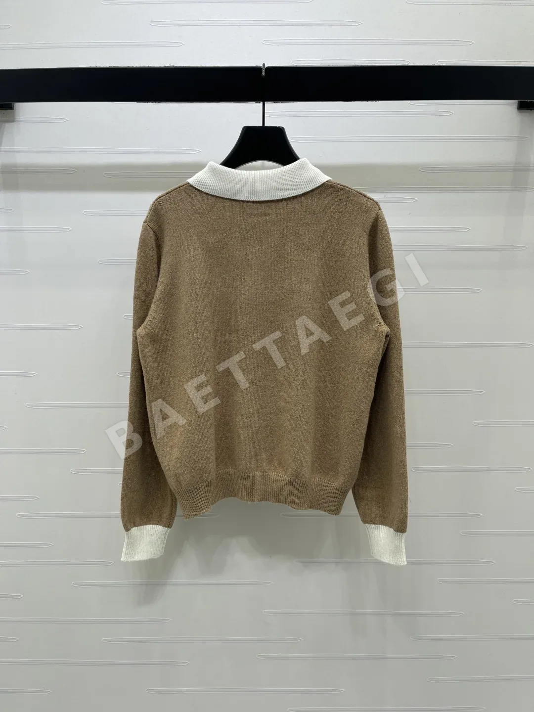 폴로 여성 울 혼방 라펠 카라 니트 탑 상세 이미지 8