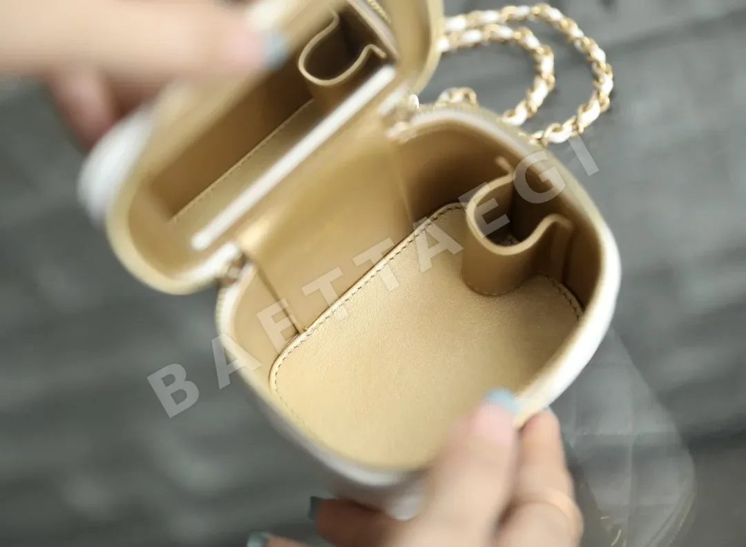 샤넬 골드 볼 체인 미니 화장품 파우치 상세 이미지 8
