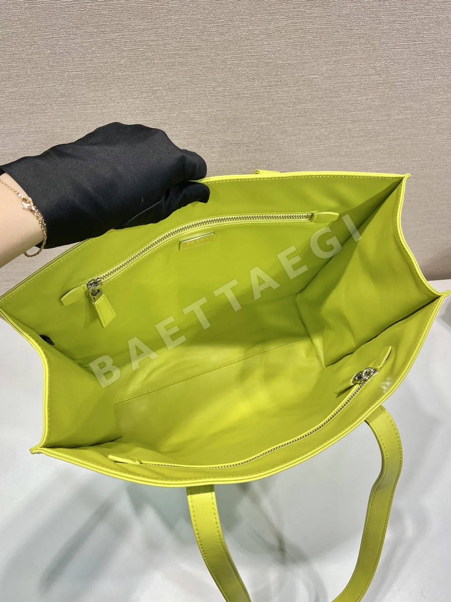 프라다 램스킨 라지 토트백 1BG587 상세 이미지 8