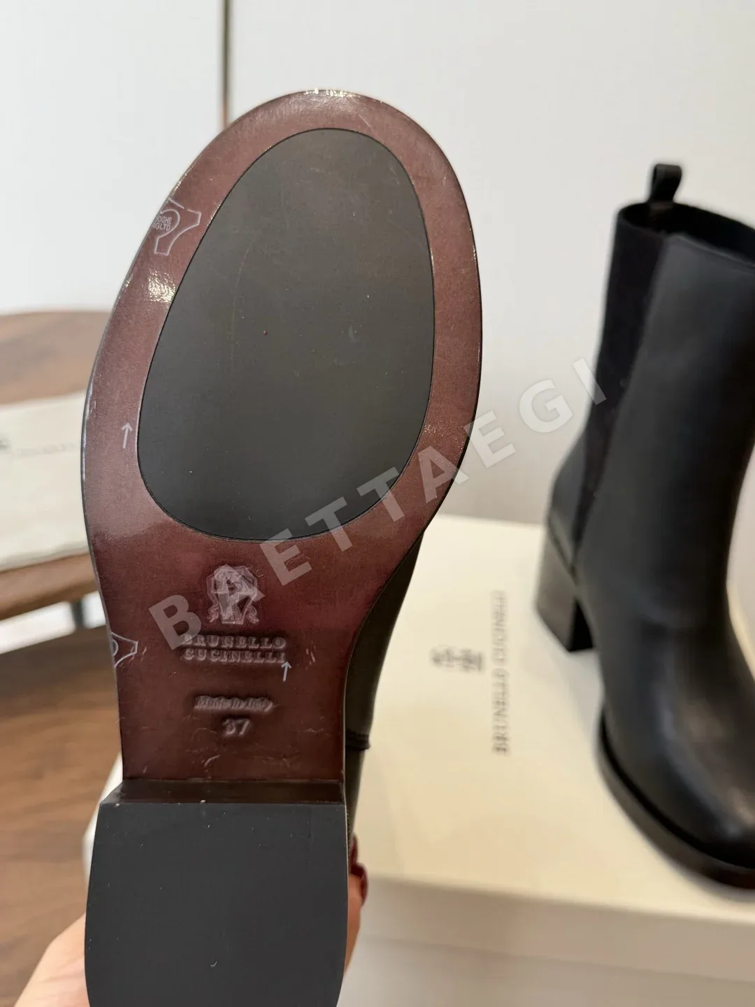 브루넬로쿠치넬리 미드카프 스틸레토 부츠 상세 이미지 9