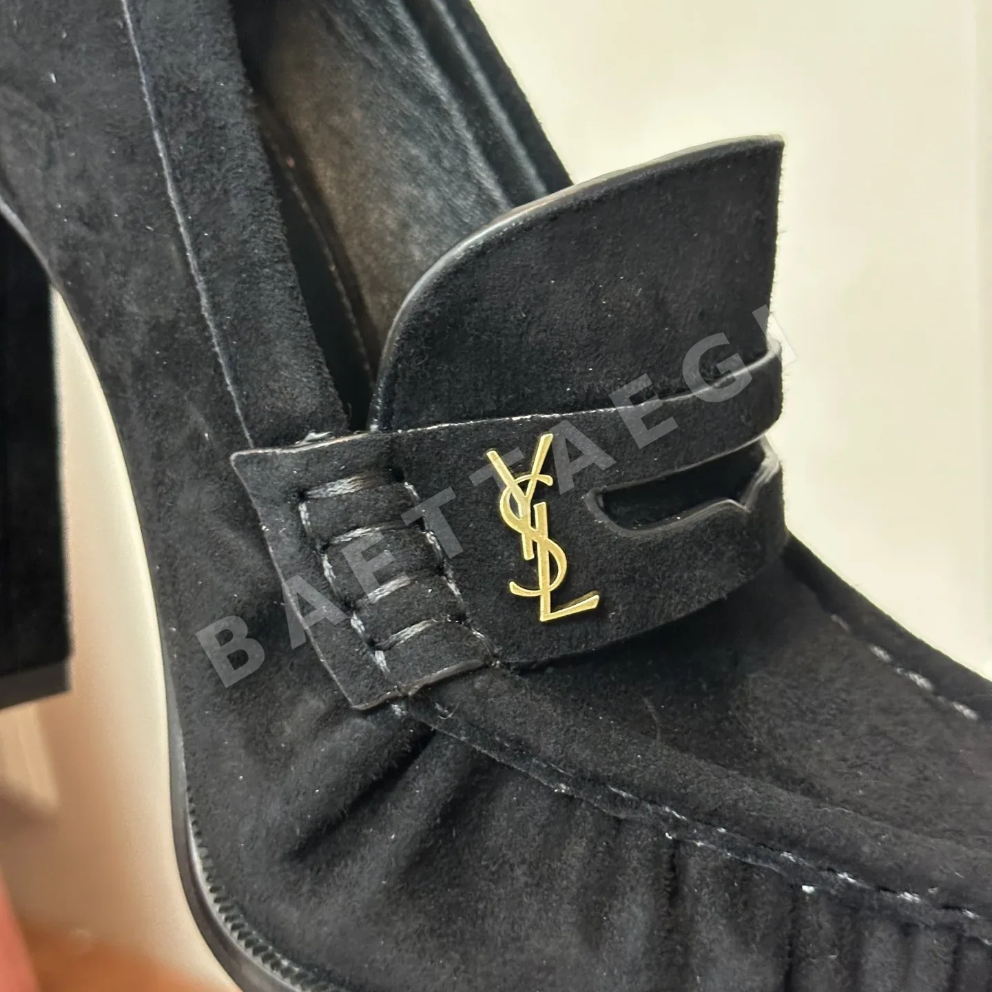 생로랑 YSL 앞코 덮인 뮬 슬리퍼 상세 이미지 5