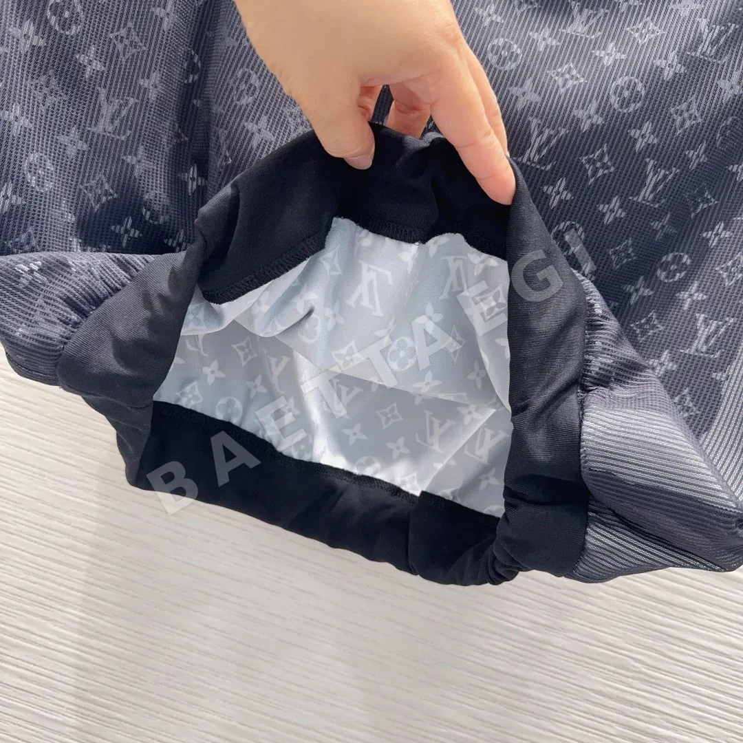 루이비통 질감 소재 여성 반팔 티셔츠 상세 이미지 5