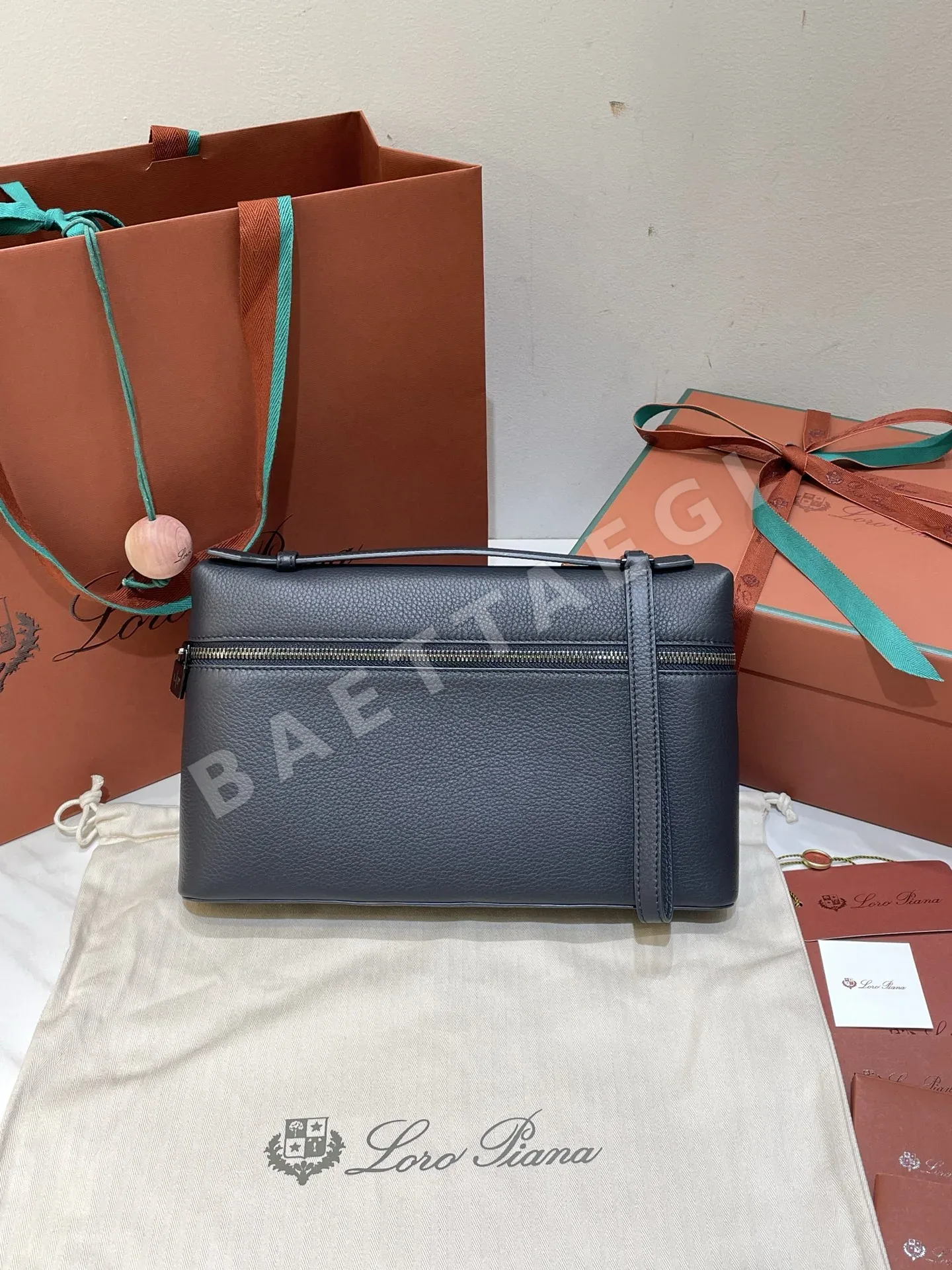 로로피아나 클러치백 191301