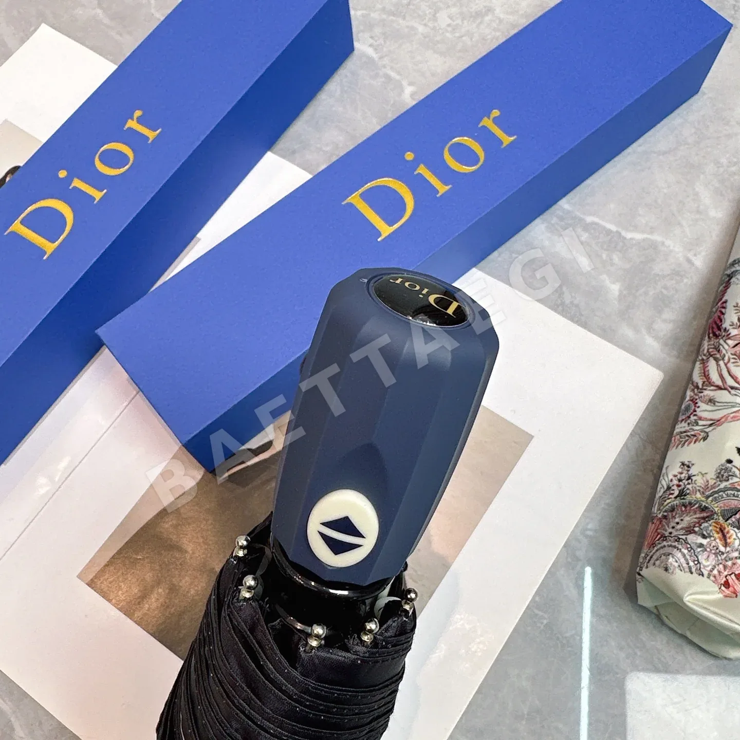 디올 우산 85633 Dior Umbrella 상세 이미지 2
