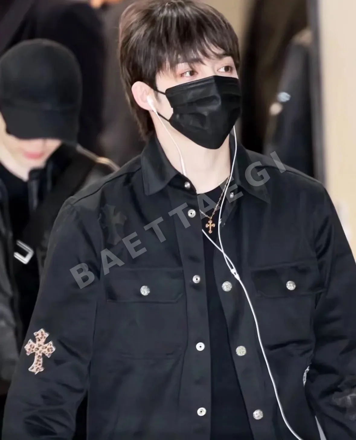 크롬하츠 워크 도그 블랙 데님 레더 크로스 자켓 162969