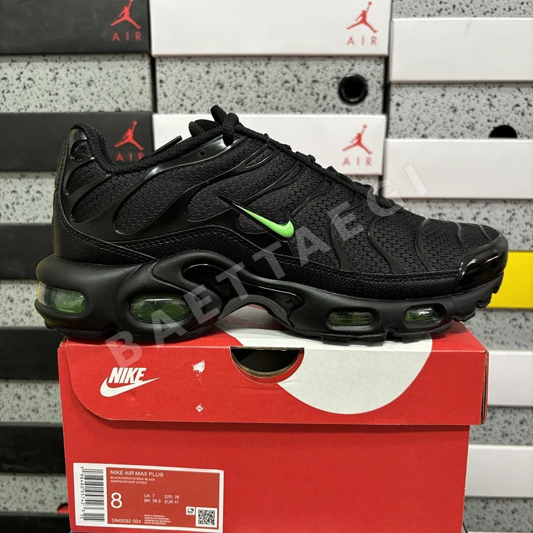 나이키 [DF] 에어 맥스 플러스 DM0032-024 201080 Nike Air Max Plus Black Green Strike